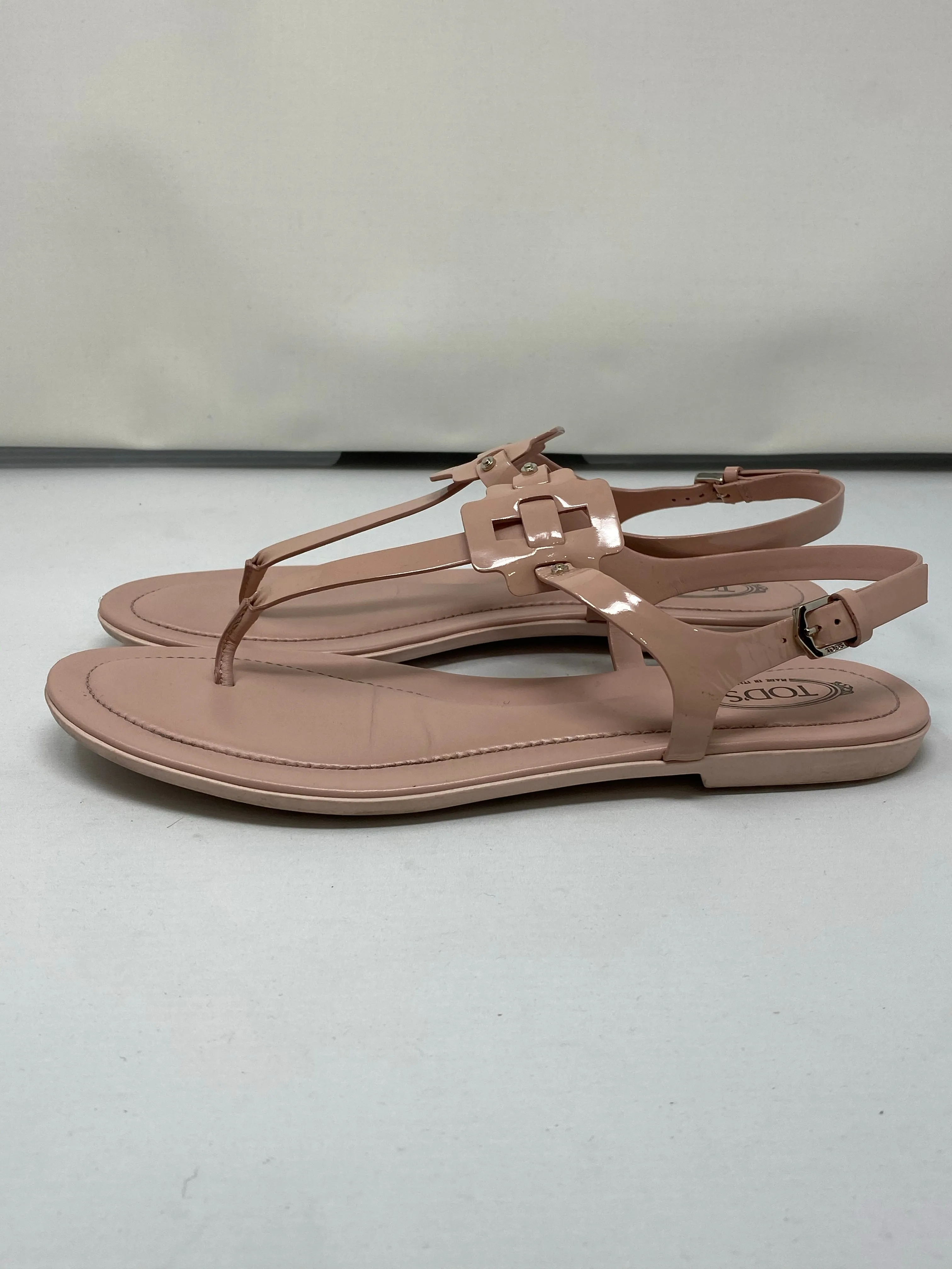 TOD'S Blush Patent Leather Toe thong Sandal with Ankle Closure